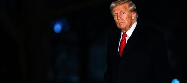 ¡SUSPENDEN PLAN DE TRUMP PARA SALIDAS DE FUNCIONARIOS FEDERALES EN EU!