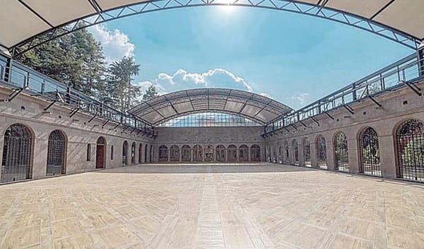 ¡EXHIBEN RANCHO Y HOTEL VIP DE PEDRO HACES!