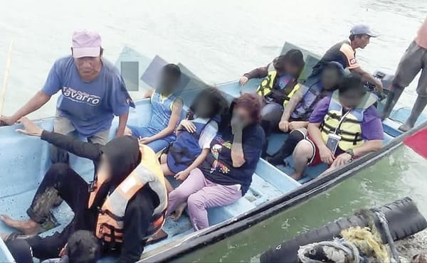 ¡NAUFRAGA EMBARCACIÓN CON 19 MIGRANTES COLOMBIANOS Y VENEZOLANOS!