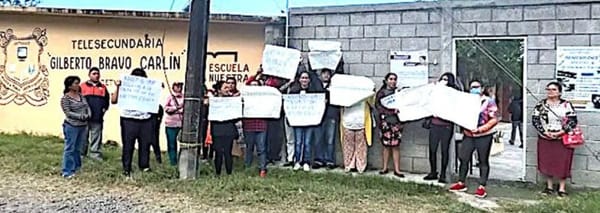 ¡SOS EN LA TELESECUNDARIA!