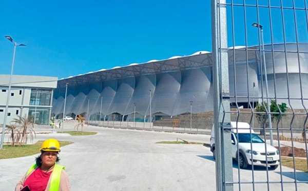 ¡EL ESTADIO! - *Otros 900 millones