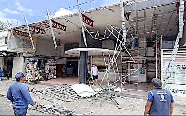 ¡SE LLEVA EL NORTE FACHADA DEL MERCADO ZARAGOZA!