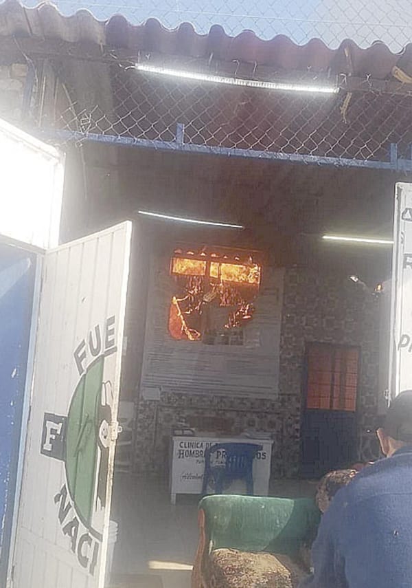 ¡MUEREN CINCO PERSONAS  INTOXICADAS POR INCENDIO!