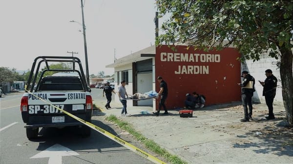 ¡PIERDE LA VIDA A LADO DEL PANTEÓN! - ERA RETIRADO DE LA SEMAR