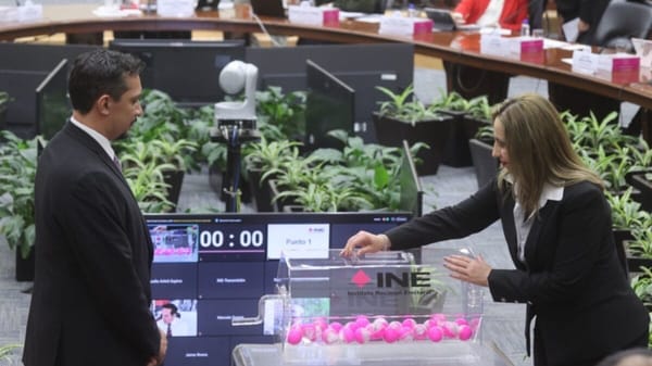 ¡EL INE APRUEBA SORTEO PARA DEFINIR LAS CANDIDATURAS POR DISTRITOS PARA ELECCIÓN JUDICIAL!