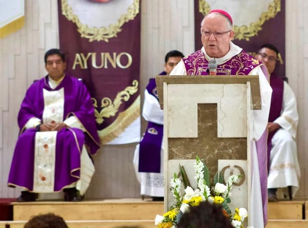 ¡IMPOSICIÓN DE SOTANA!