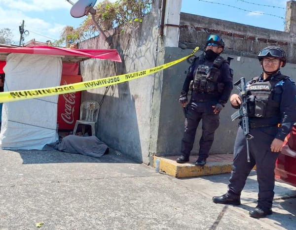 ¡LE NIEGAN AUXILIO EN EL HAEV Y MUERE! - QUE DRAMA