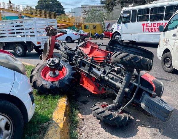 ¡TRABAJADOR MUNICIPAL HERIDO EN CARAMBOLAZO!