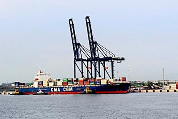 ¡CAE 19.4% EL MOVIMIENTO DE CARGA EN EL PUERTO!