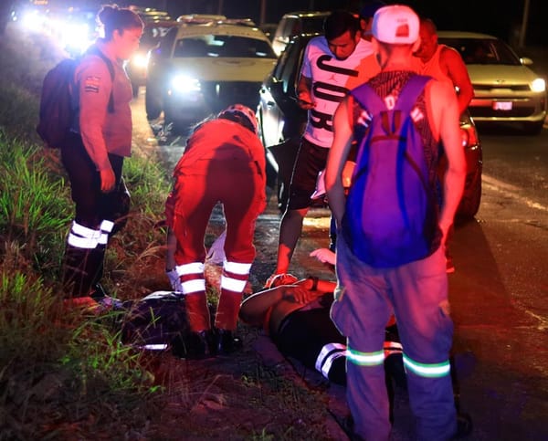 ¡LO EMBISTIÓ CAFRE BORRACHÓN!