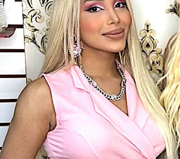 ¡KELLY CARACAS, REINA TRANS DEL CARNAVAL!