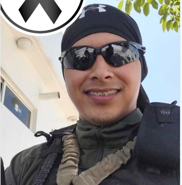 ¡LOS EMBOSCAN! - A POLICÍAS ESTATALES