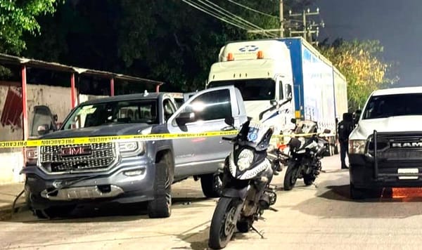 ¡DUEÑO DE BAR MATÓ A DOS EXTORSIONADORES!