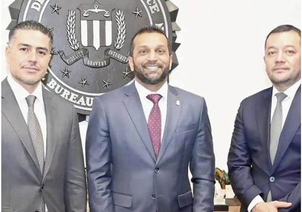 ¡GARCÍA HARFUCH SE REÚNE CON EL DIRECTOR DEL FBI!