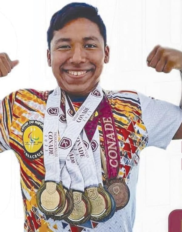 ¡GRANILLO INVITA A ENTRENAMIENTO DE NATACIÓN PARALÍMPICA! - EN “LEYES DE REFORMA”