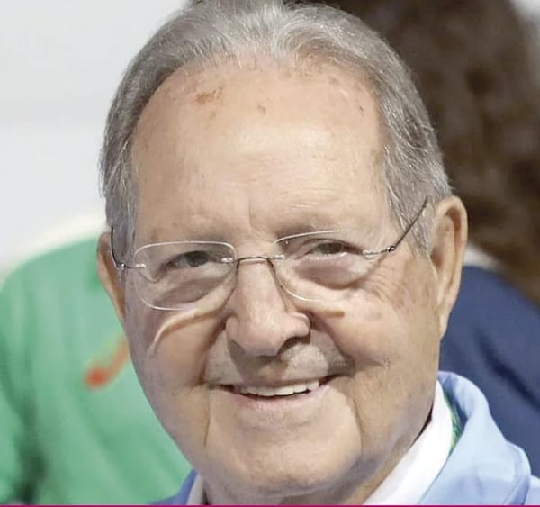 ¡MUERE EL EMPRESARIO MEXICANO OLEGARIO VÁZQUEZ RAÑA!