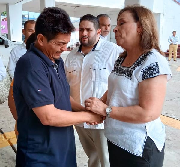 ¡ENTRE PROTESTAS  LLANTOS Y GRITOS! - EN COATZA