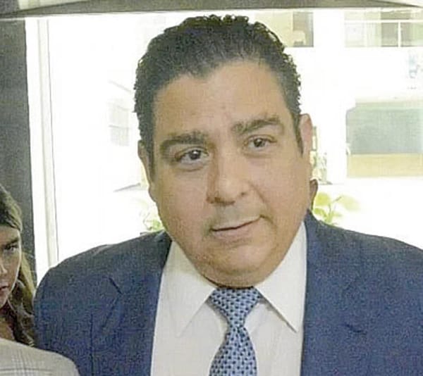 ¡INDAGAN POR DESVÍOS A HERMANO DE CABEZA DE VACA!