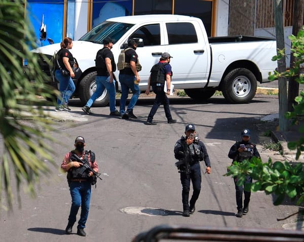 ¡REALIZAN CATEO EN LA COLONIA HIDALGO!