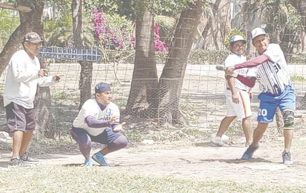 ¡ÁGUILAS GANA GRAN DUELO A DEPORTIVO PEÑA!