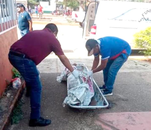 ¡LO MATAN A GOLPES EN EL PARQUE LOS TIGRES!