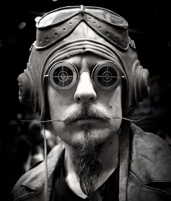 VIVIENDO CON SENTIDO | EL PRÍNCIPE Y EL MAGO - Había una vez un príncipe al que le gustaba observar y recapacitar sobre todo lo que veía. Y creía en todo, menos en las princesas, las islas y en Dios. Su padre le había dicho que estas tres cosas...