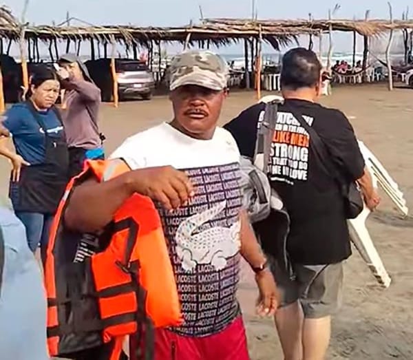 ¡PRENDEN CHACHALACAS! - Y LO PUSO FUERA DE MODA