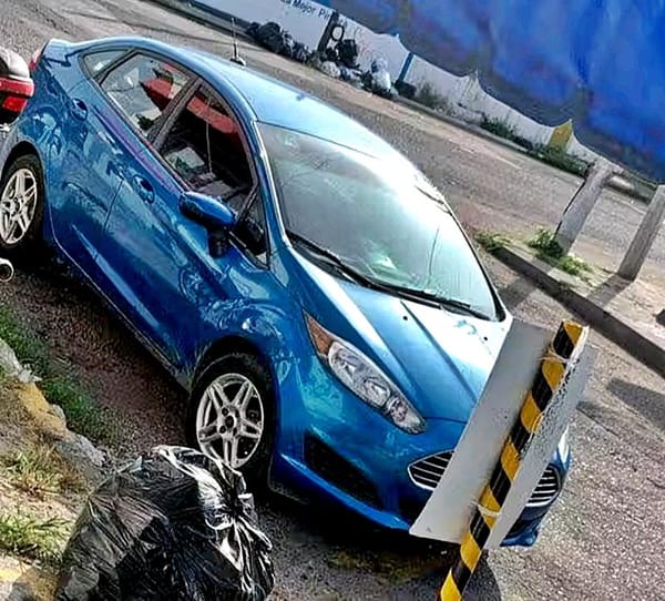 ¡LADRONES DEJAN SIN COCHE A FAMILIA CUANDO DORMÍAN!