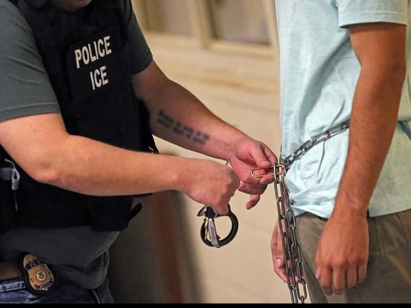 ¡ESTADOS UNIDOS QUIERE DARLE DINERO Y BOLETOS DE AVIÓN A INMIGRANTES QUE SE “AUTODEPORTEN”!