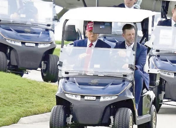 ¡MIENTRAS EL MERCADO DE VALORES SE DESPLOMA, TRUMP PASA EL DÍA EN SU CAMPO DE GOLF!
