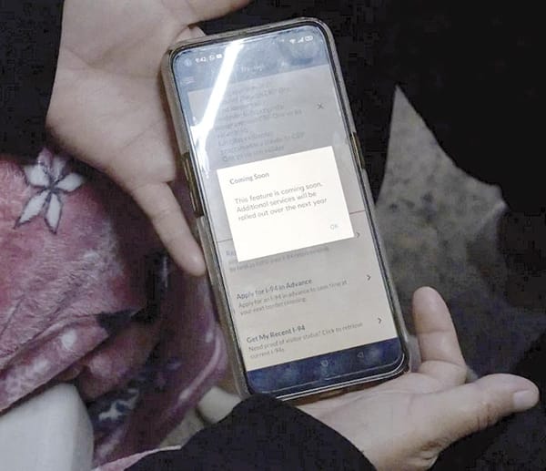 ¡TRUMP REVOCA ESTATUS LEGAL A MIGRANTES QUE ENTRARON A EU CON APP CBP ONE DE BIDEN!