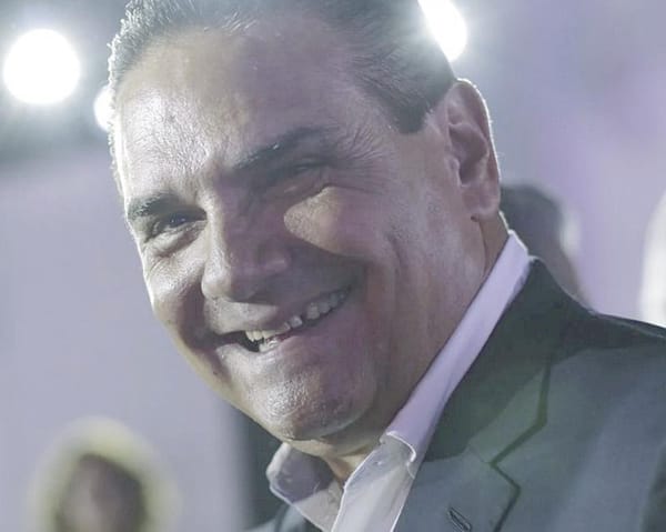 ¡JUEZA FRENA ORDEN DE APREHENSIÓN CONTRA SILVANO AUREOLES!