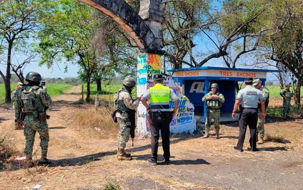 ¡LOCALIZAN CADÁVER CON HUELLAS DE TORTURA EN TRES ENCINOS!