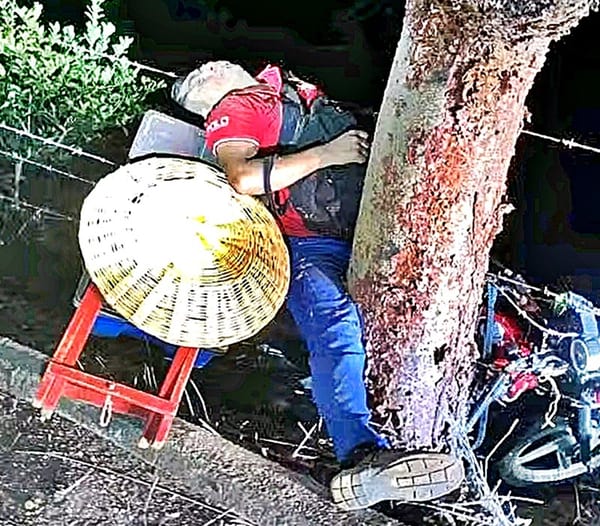 ¡SE MATA VENDEDOR DE PLÁTANOS FRITOS EN MOTOCICLETAZO!