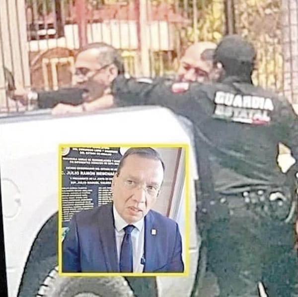 ¡POR PASARSE UN ALTO DETIENEN AL DELEGADO DEL SEGURO SOCIAL!