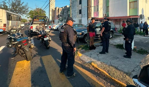 ¡CAE ‘CALENTURIENTO’ POR ESPIAR A VECINA CUANDO SE BAÑABA!