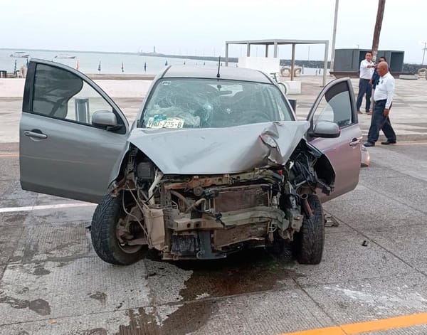 ¡IBAN HASTA LAS “MANITAS” Y CHOCAN EN EL BULEVAR!