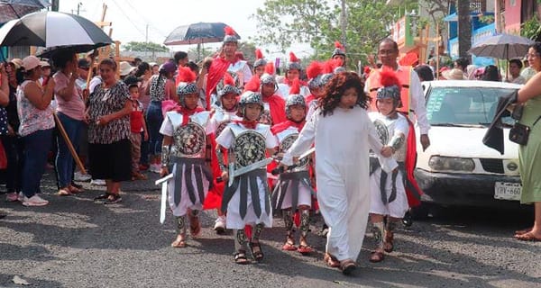 VIACRUCIS VIVIENTE DE NIÑAS Y NIÑOS