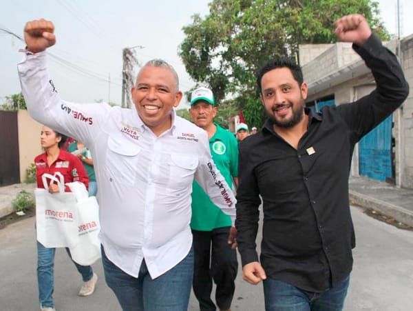 ¡“EL POLLITO” CAMINA CON SAMUEL!