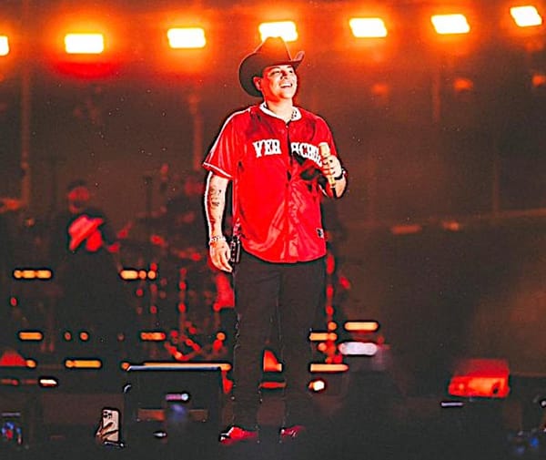 ¡LLENA EL “BETO ÁVILA”! - EL GRUPO FIRME