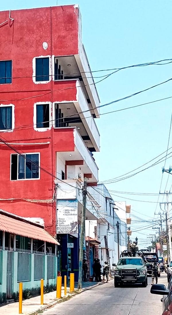 ¡LO MATAN A BALAZOS EN EL DEPARTAMENTO!