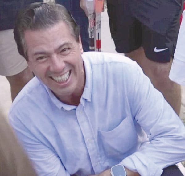 ¡REAPARECE ENRIQUE PEÑA NIETO EN SHOW DE MAGIA EN PUNTA CANA!