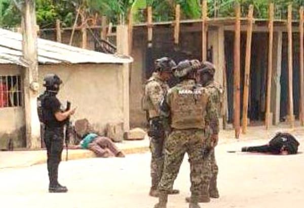 ¡MASACRE EN CAZONES! - CINCO MUERTOS