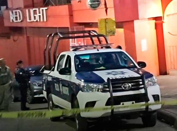¡ASESINAN A PARROQUIANO EN EL BAR RED LIGHT!