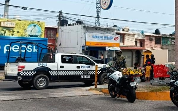 ¡“MOTO-RATONES” ASALTAN DOS GASOLINERAS EN LA AUTOPISTA VERACRUZ-CARDEL!