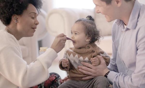 ¡SCJN DETERMINA IGUALAR LICENCIAS POR MATERNIDAD Y PATERNIDAD!