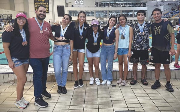 ¡CUMPLEN NADADORES MASTER DE VERACRUZ EN NACIONAL!