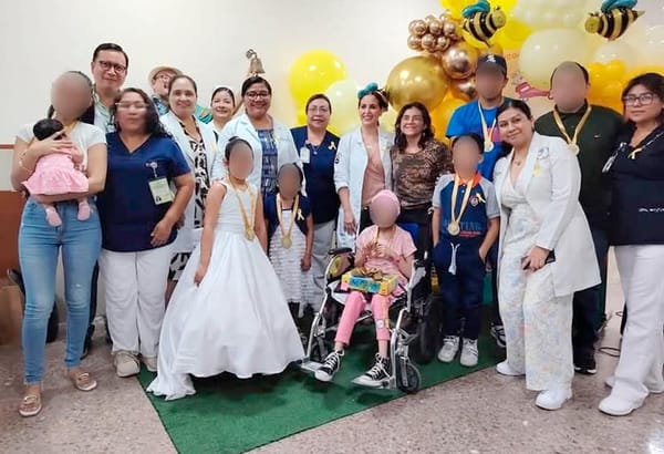 ¡TOCAN LA CAMPANA DE LA VICTORIA! - APLAUSOS