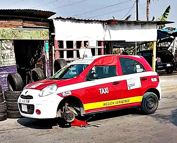 ¡SE ROBAN TAXI VB-2336 EN DOS LOMAS!