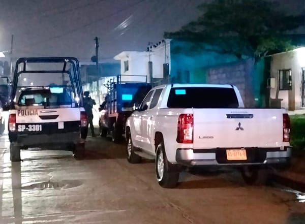 ¡BALEAN FACHADA DE EMPRESA INDUSTRIAL EN COATZACOALCOS!